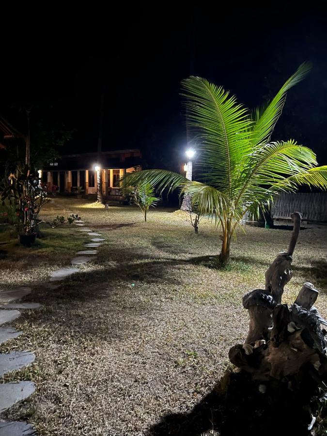 The Papalagi Resort Gili Gede Экстерьер фото