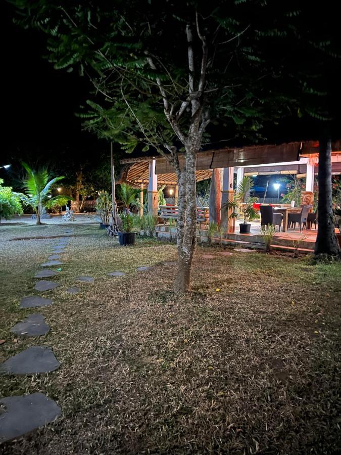 The Papalagi Resort Gili Gede Экстерьер фото